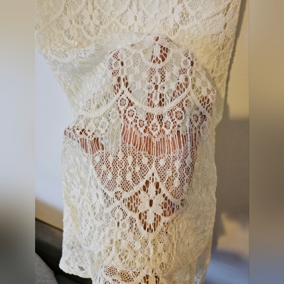 You are not alone white lace crochet dress - Picture 3 of 4